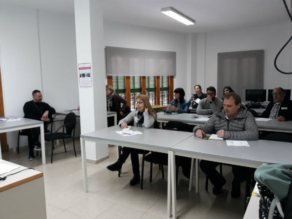Iniciada la segona fase del programa de formació per a la millora comercial