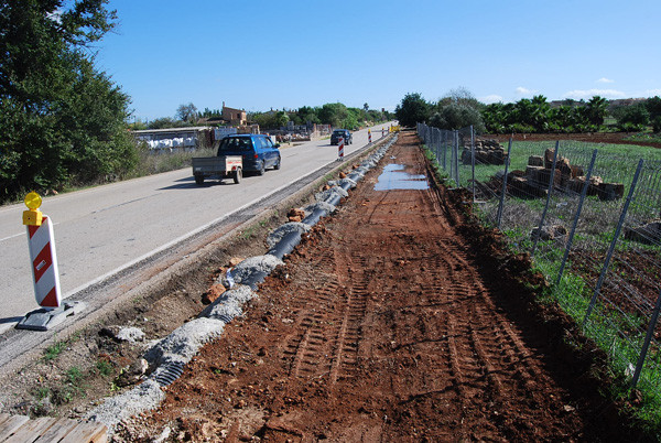 Projecte construcció d'un passeig per a vianants.