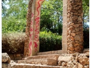 L'Ajuntament d'Algaida destina 2.500 euros a netejar els grafitis de sa Font de Pina